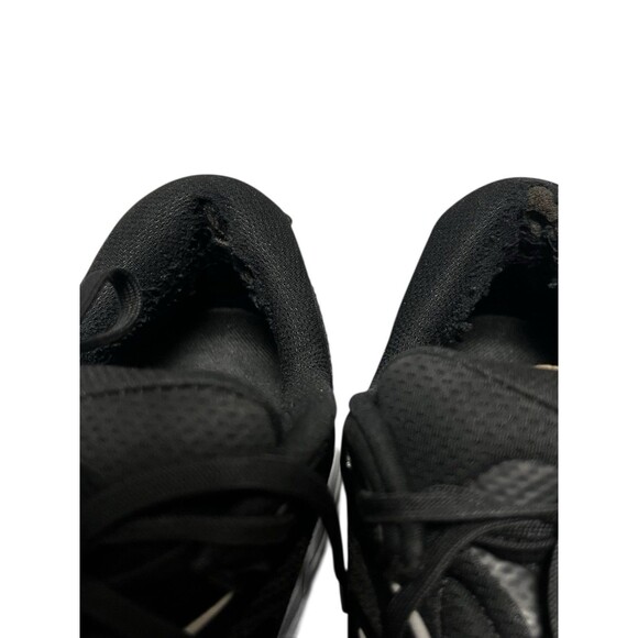 Hoka One One Men’s Size 11 D Black/White Running Low Top Sneakers athletic Shoes